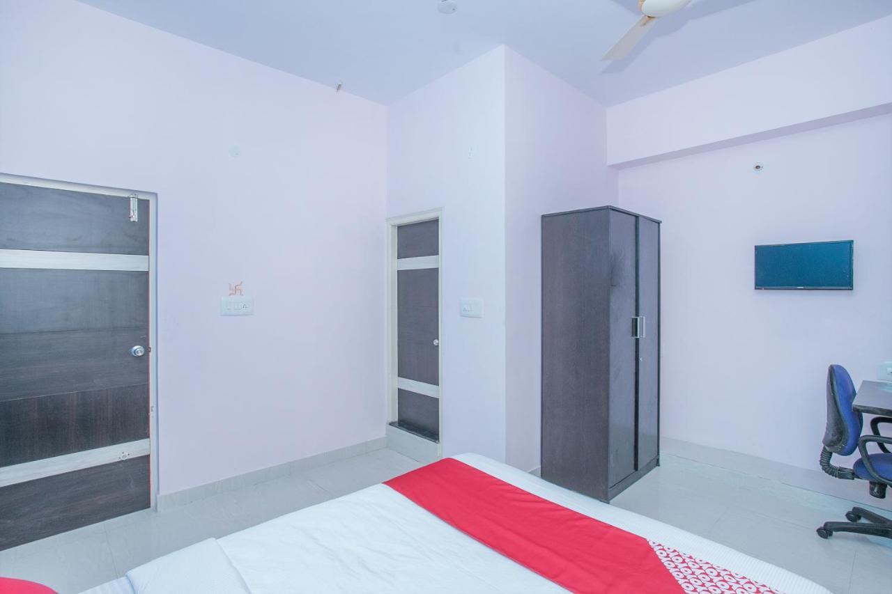 Oyo 24069 Flagship Aaira Inn Bangalore Exterior foto